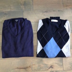 Two men’s Jcrew vneck sweaters